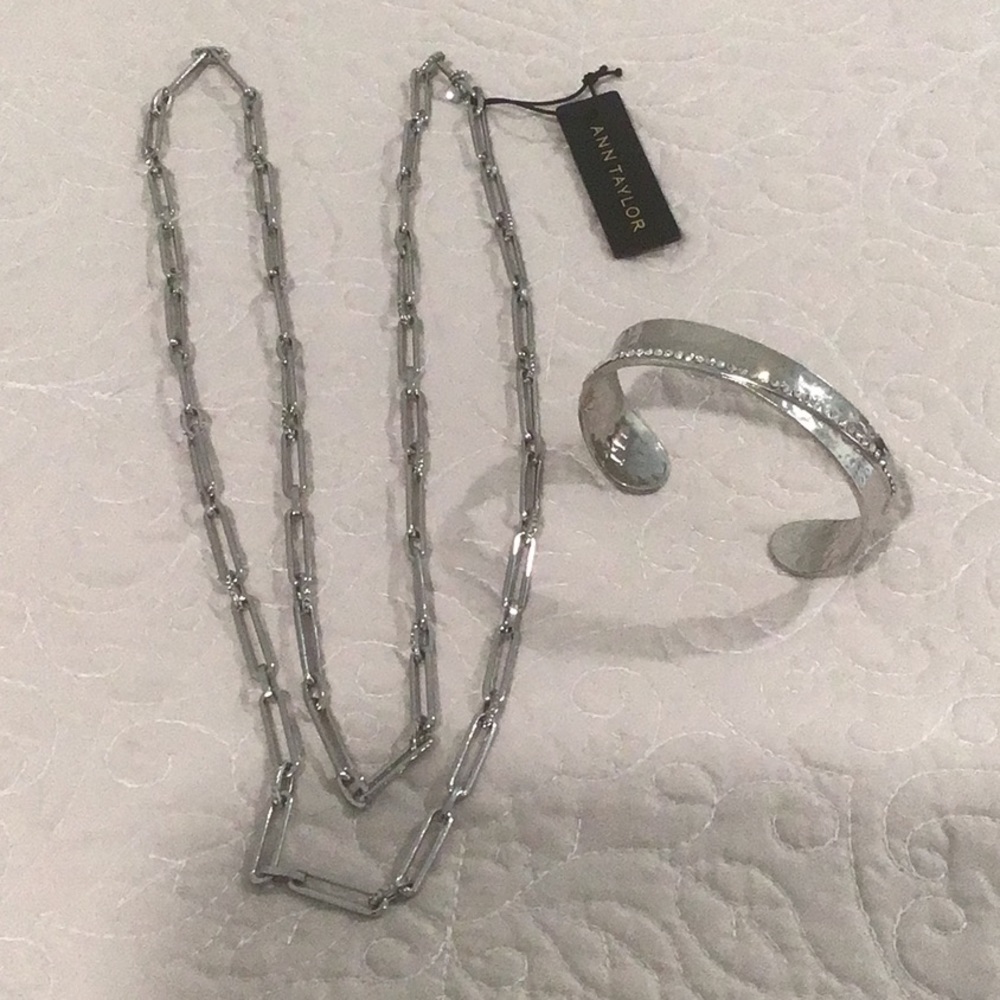 Paper clip necklace with bangle bracelet